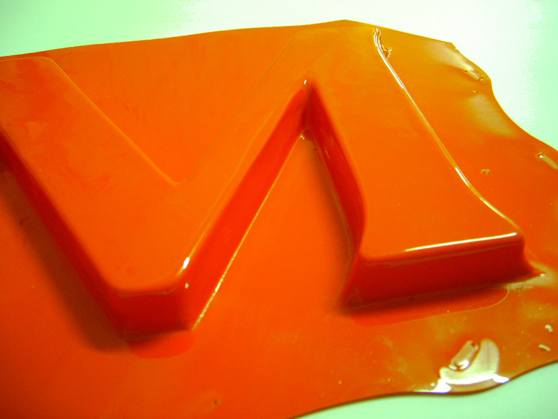 letra moldada acrilico colorido